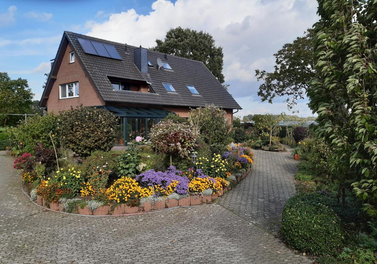 Ferienwohnung Van Den Berg Рес Экстерьер фото